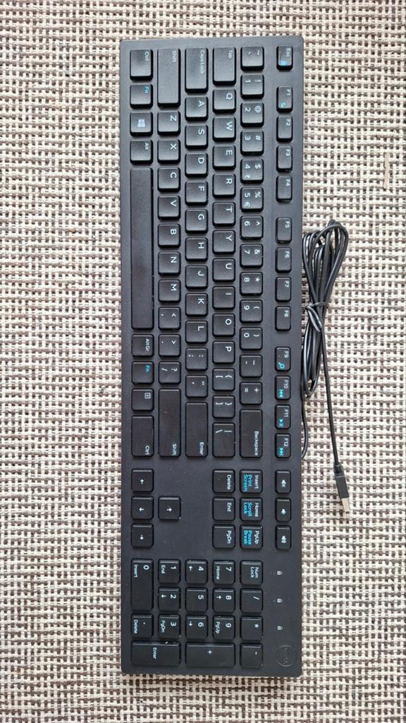 Dell toetsenbord USB aansluiting, Computers en Software, Toetsenborden, Ophalen of Verzenden, Zo goed als nieuw, Dell, Qwerty