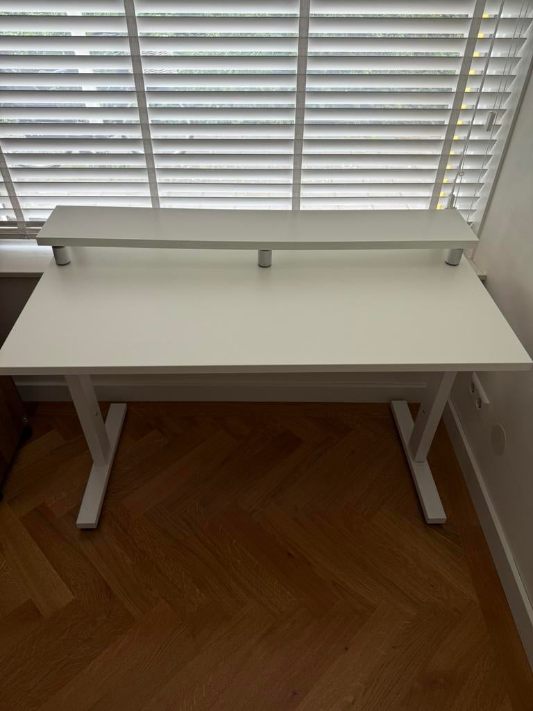 120x60 cm white verstelbaar bureau, Huis en Inrichting, Bureaus, Ophalen, Zo goed als nieuw