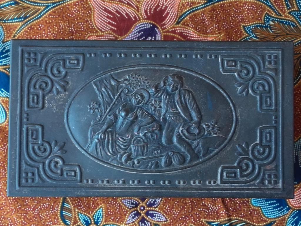 Oude sigarettendoos uit Engeland van State Express 15 cm.