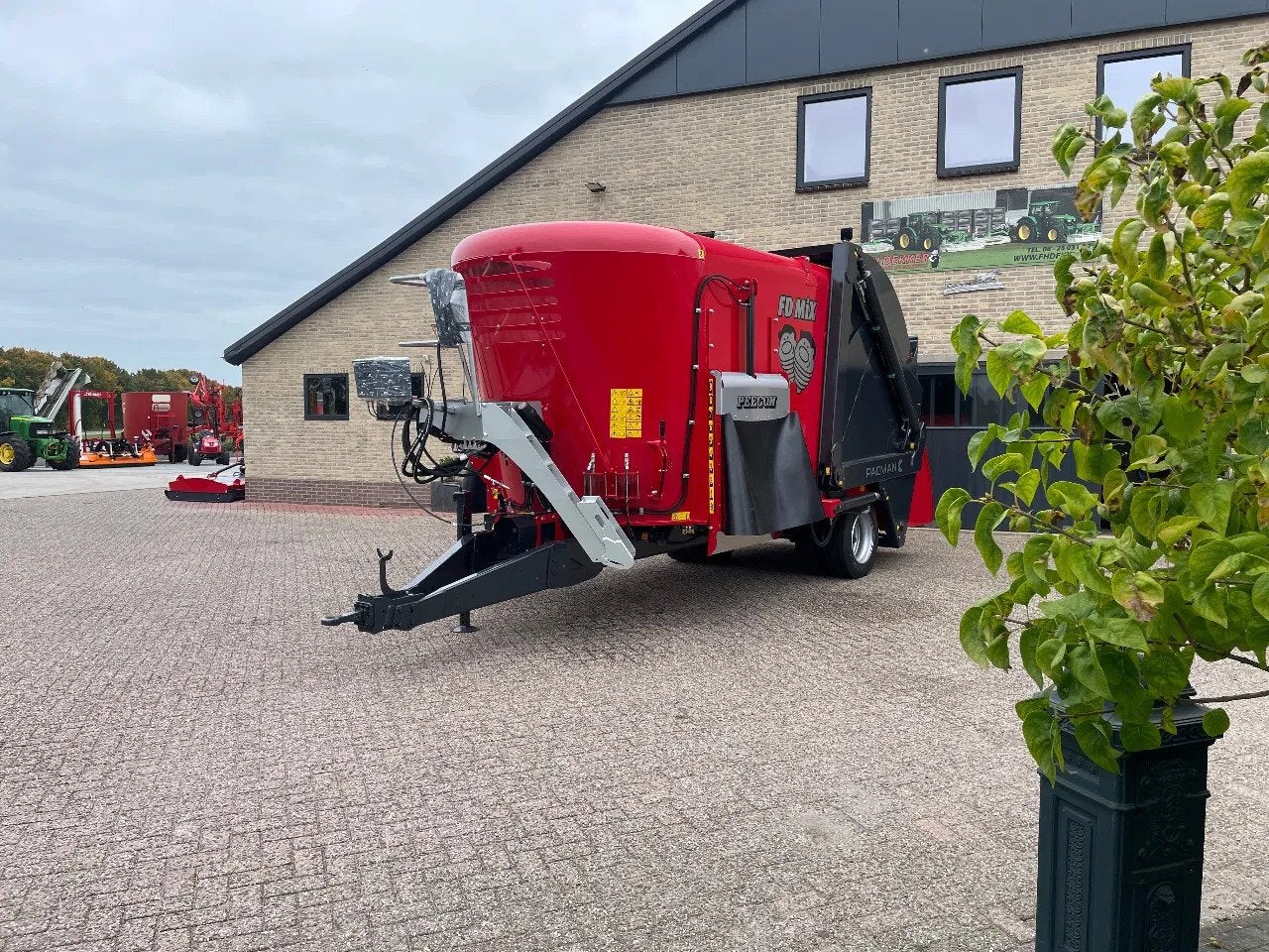 Peecon Biga Pacman 18-215 (bj 2025), Overige, Voertechniek