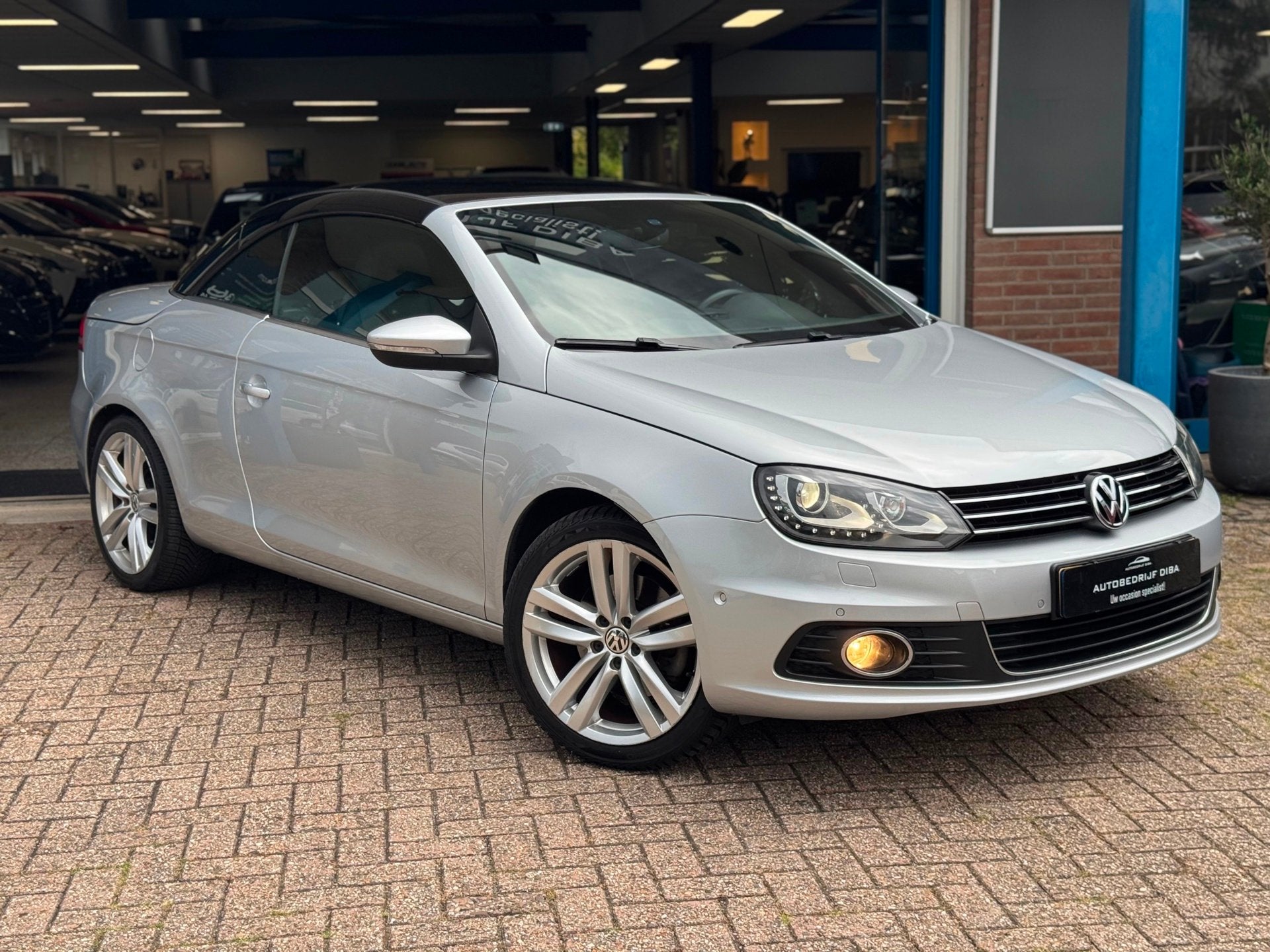 Volkswagen Eos 1.4 TSI Highline 2012 CABRIO NAVI CLIMA NAP!, Auto's, Voorwielaandrijving, Gebruikt, Zwart, 4 cilinders