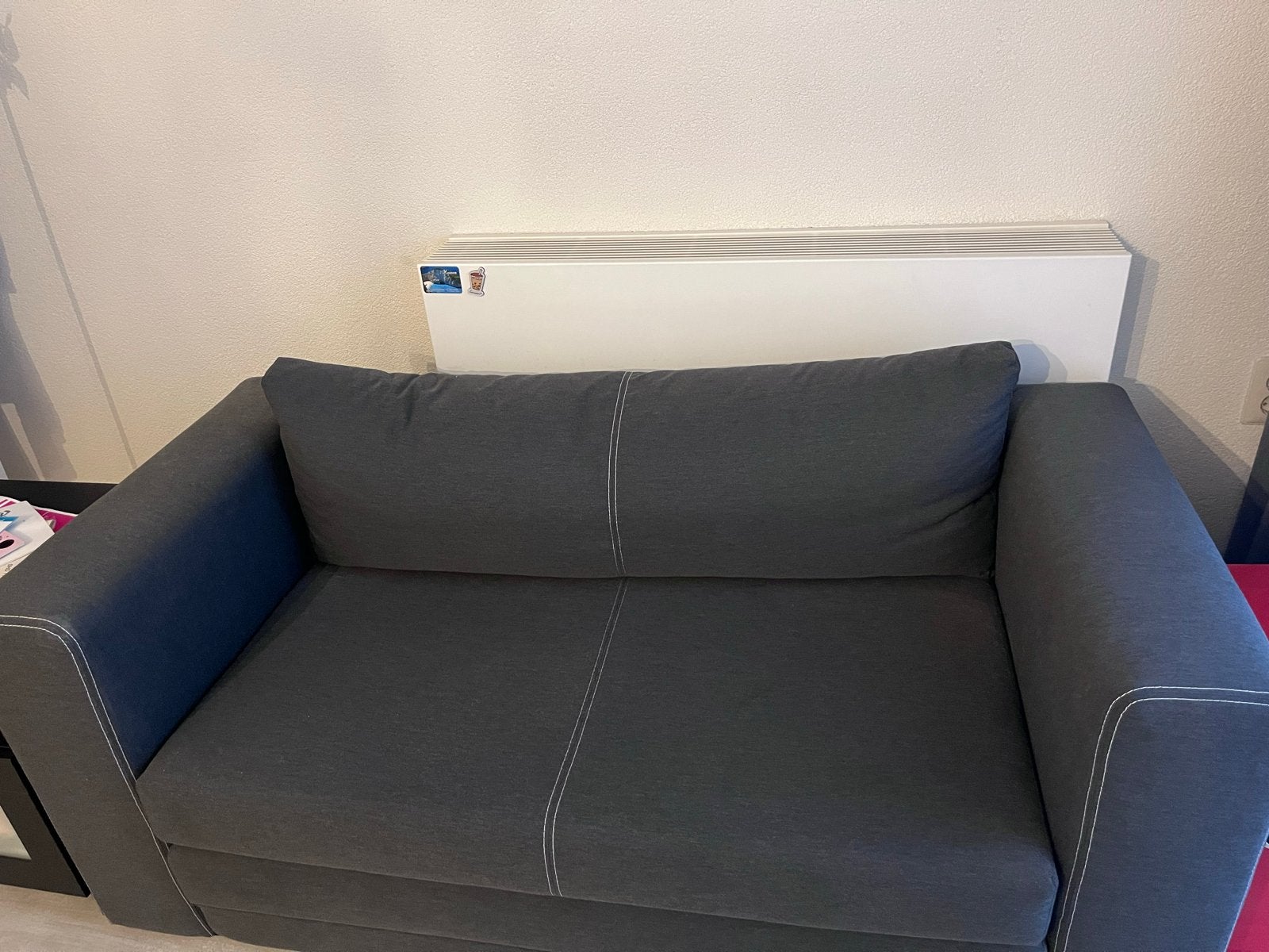 Ikea askeby Donkergrijze tweepersoons slaapbank, Huis en Inrichting, Ophalen, Tweepersoons, 140 cm, Zo goed als nieuw