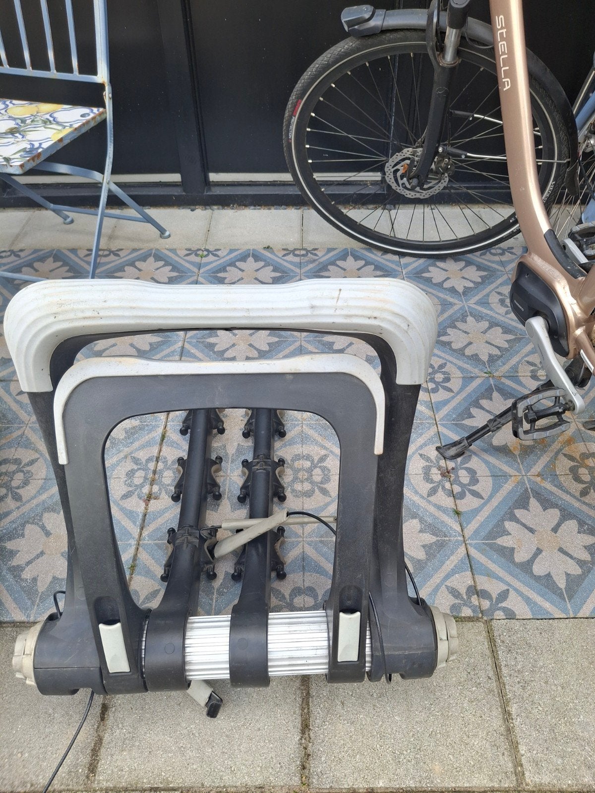 Fietsdrager voor 2 fietsen (+ 1 kleinere fiets), Ophalen