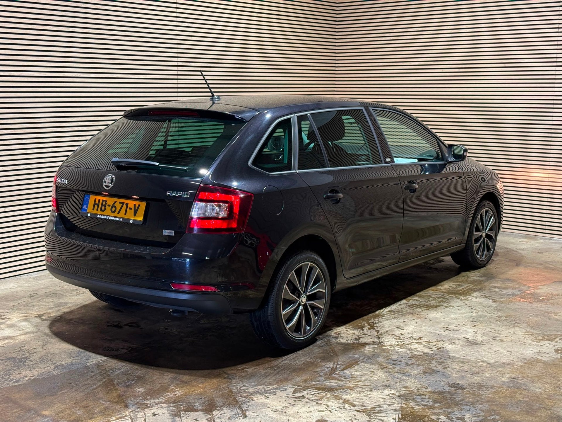 Skoda Rapid Spaceback 1.2 TSI Edition | Dealer onderhoud | A, Stof, Gebruikt, Euro 6, Met garantie (alle)