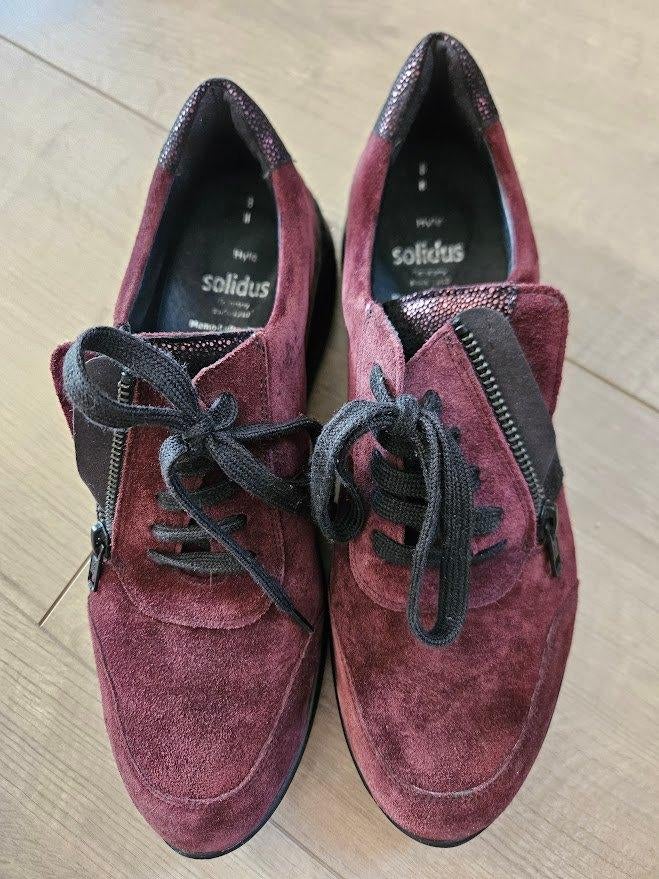 Damesschoenen Solidus maat 42, Solidus, Ophalen of Verzenden, Rood, Sneakers of Gympen