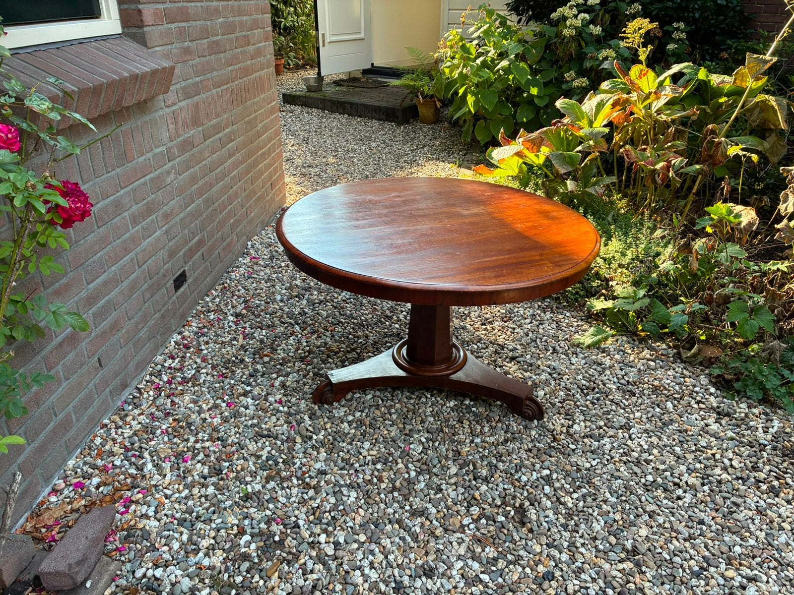 Klassieke houten ronde tafel, Ophalen