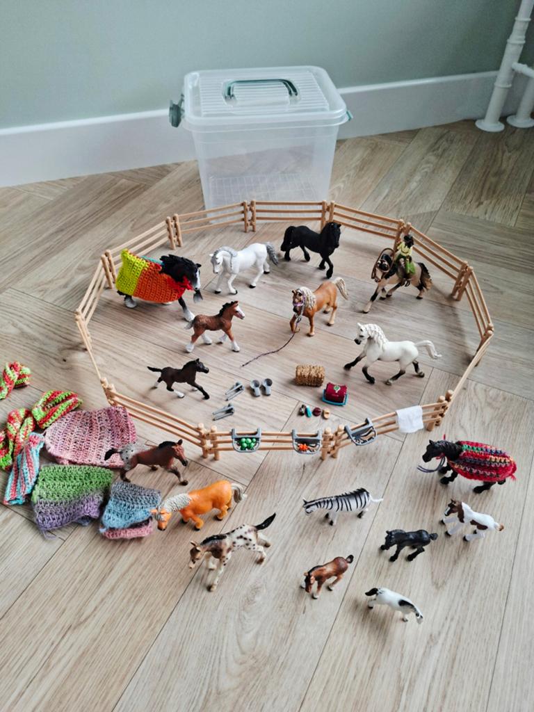 Schleich paarden set in doos., Kinderen en Baby's, Speelgoed | Overig, Ophalen, Zo goed als nieuw, Jongen of Meisje