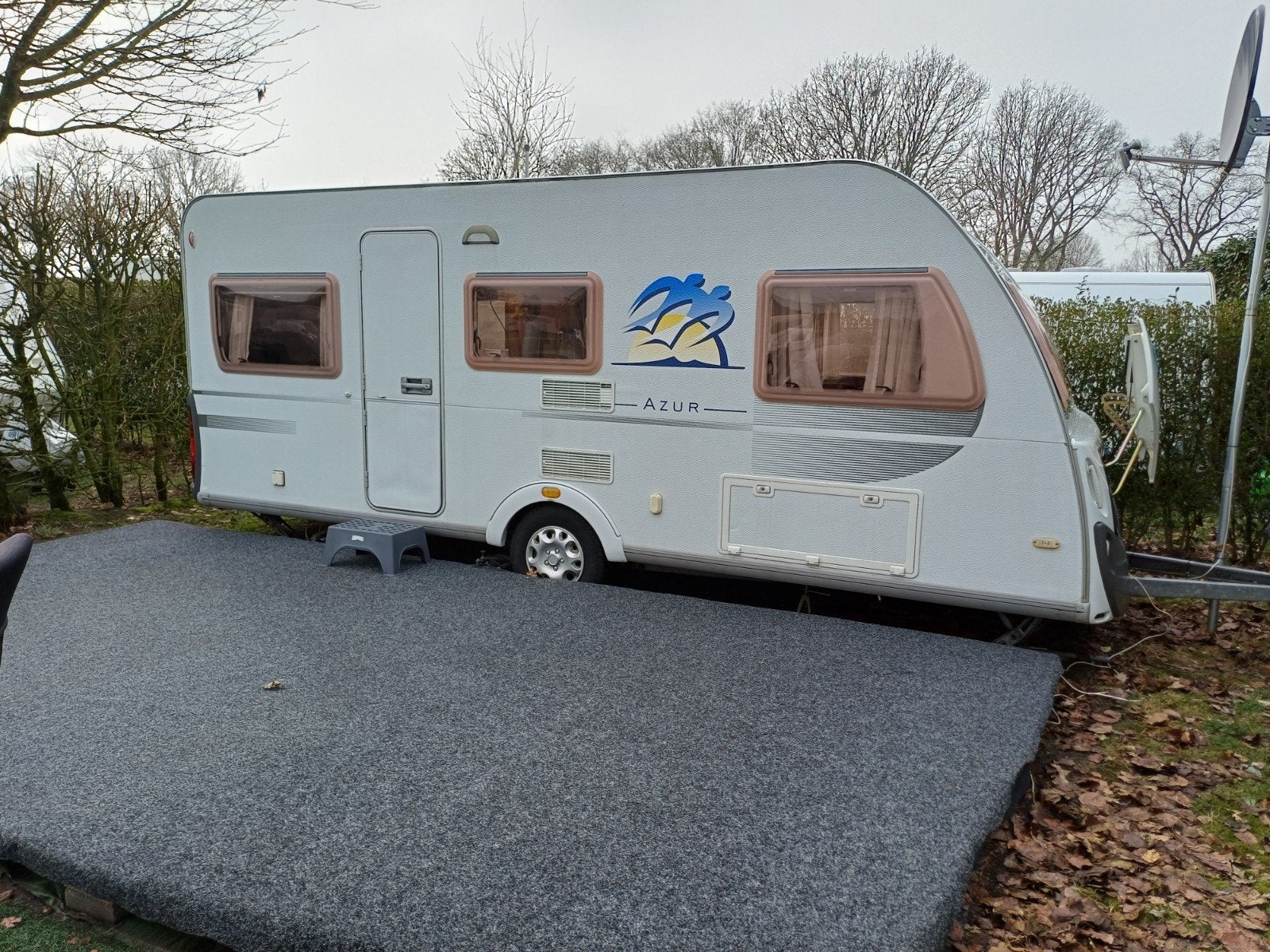 Knaus caravan met complete inboedel, Caravans en Kamperen, Rondzit, Mover, Particulier, 5 tot 6 meter