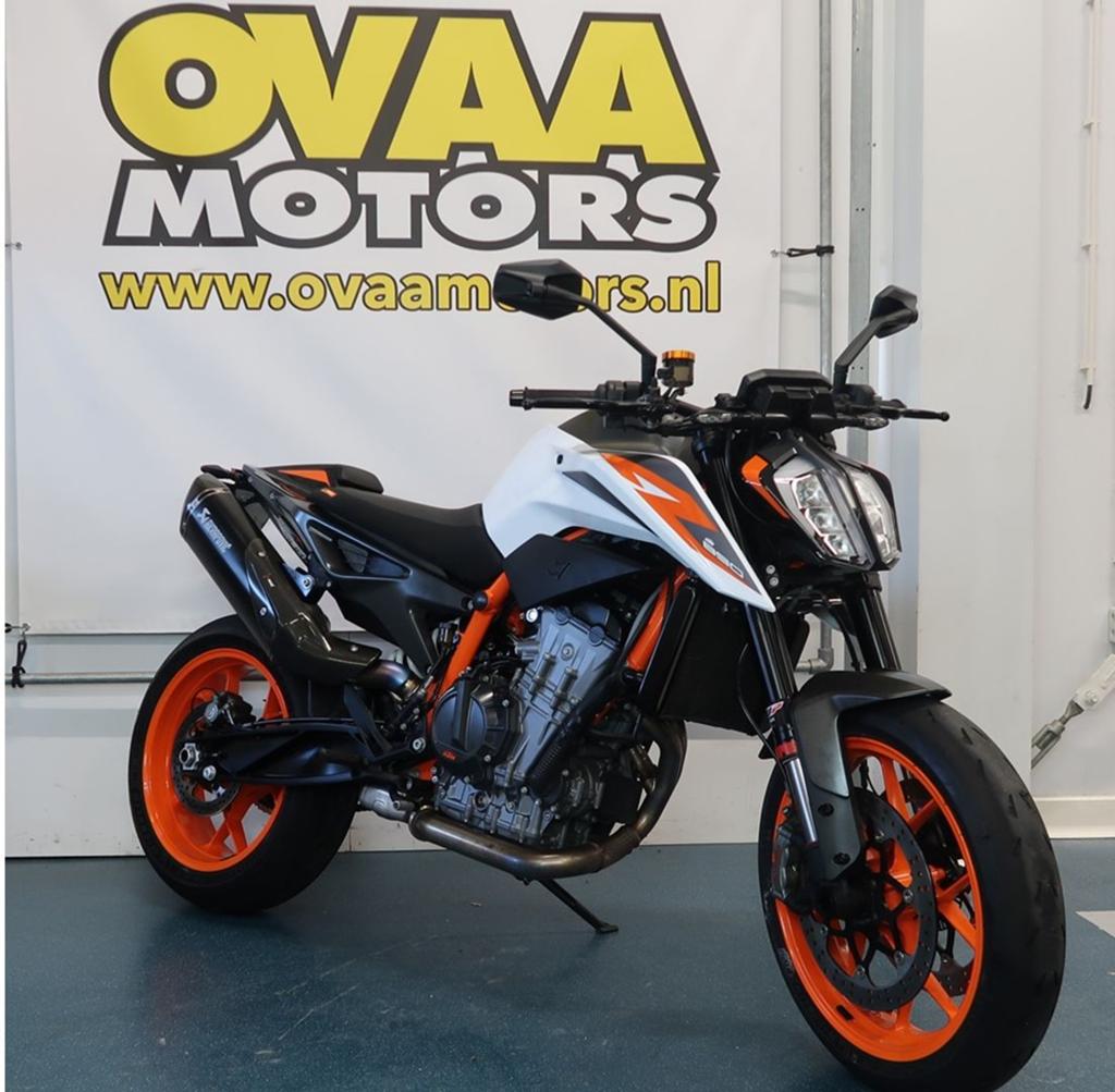 KTM 890 DUKE R (bj 2020) 10,560 km, KTM, Motorrijbewijs A, Onbekend, Onbekend