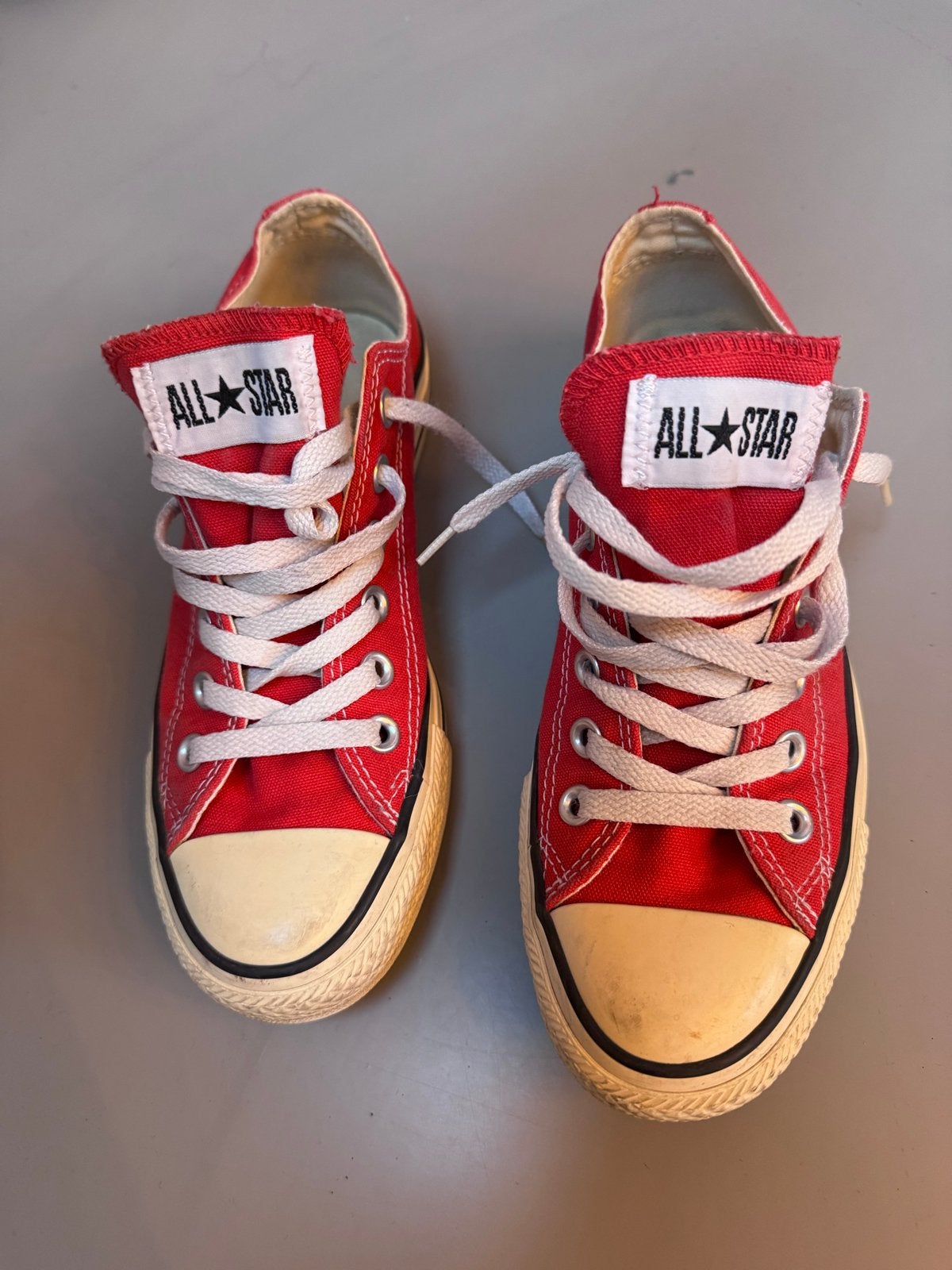 Converse All Star Lage Sneakers Rood Maat 37.5, Ophalen of Verzenden, Gedragen, Rood, Sneakers of Gympen
