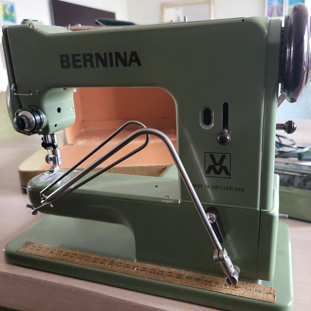 Naaimachine Bernina 121, Hobby en Vrije tijd, Naaimachines en Toebehoren, Ophalen of Verzenden, Gebruikt, Naaimachine, Bernina