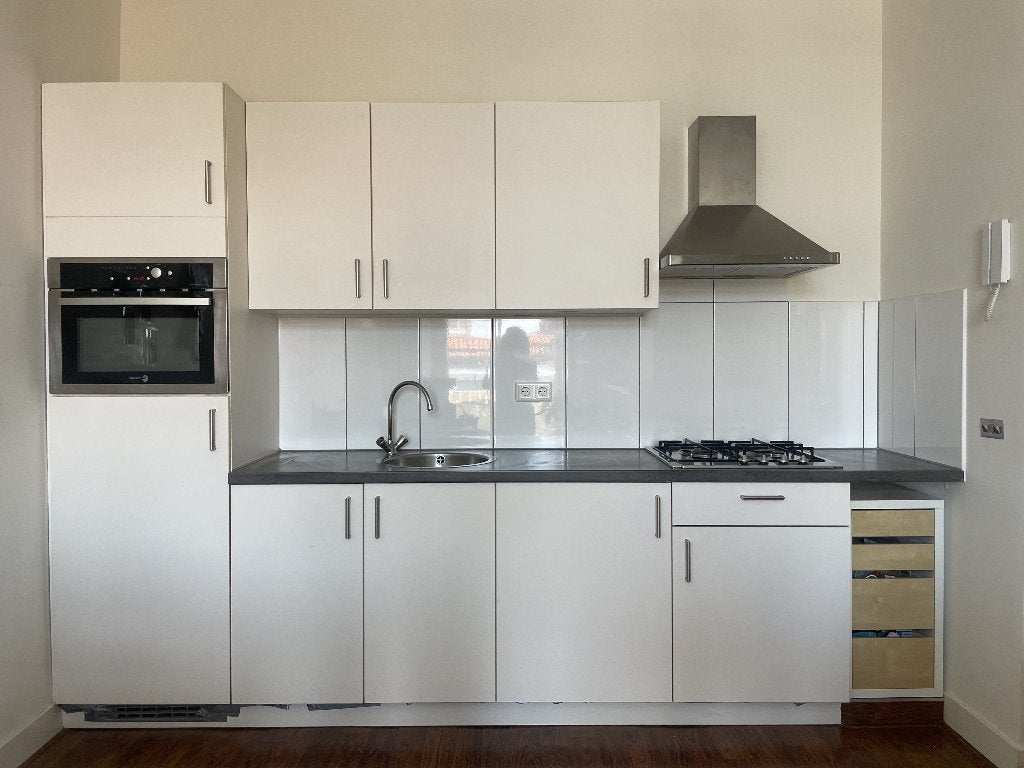 Complete keuken met inbouwapparatuur – wit – zelf demonteren, Ophalen, Gebruikt, Wit, Enkelwandige keuken