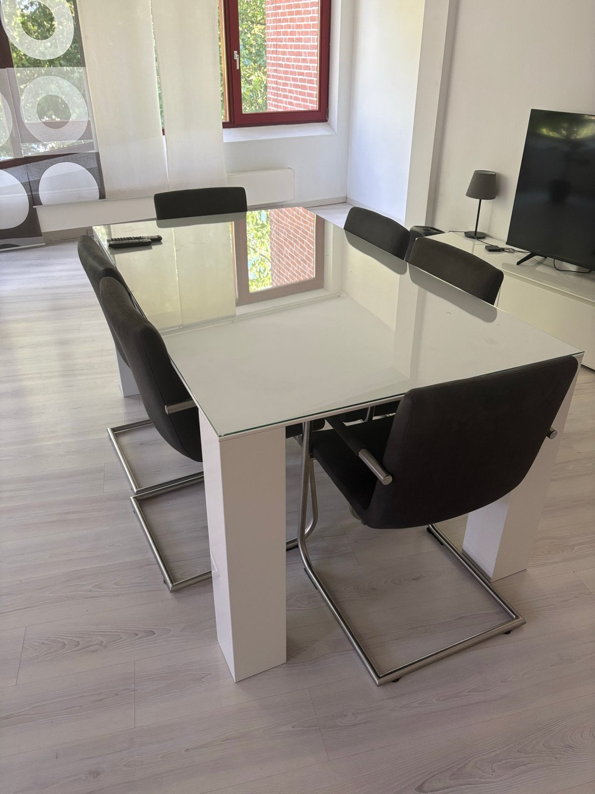Eetkamertafel (glas) met 6  Eetkamerstoelen, Huis en Inrichting, Tafels | Eettafels, Zo goed als nieuw, 100 tot 150 cm, 150 tot 200 cm