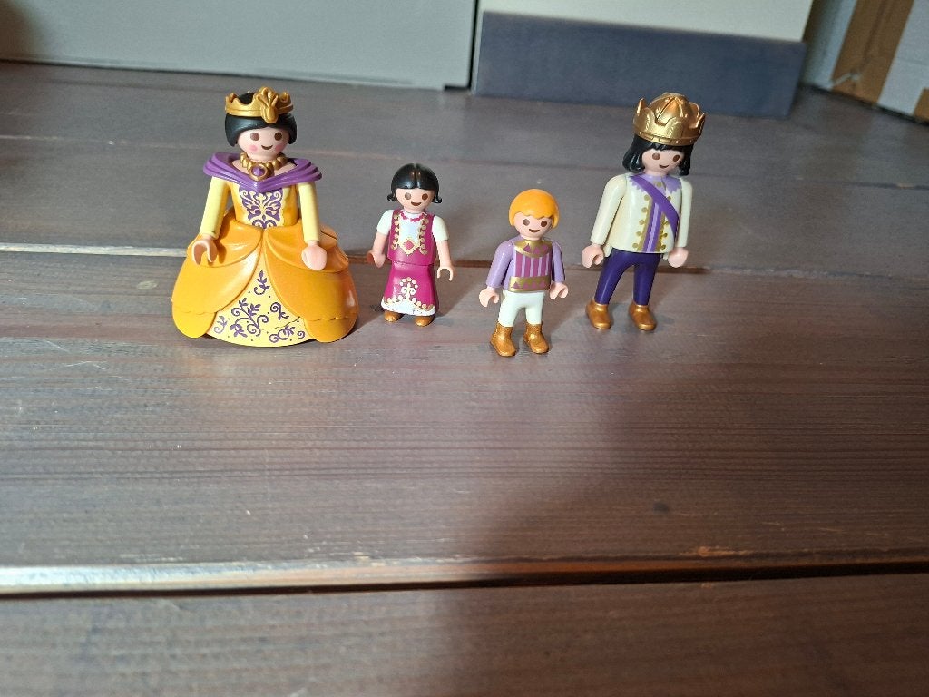 Playmobil setje koning familie, Complete set, Ophalen of Verzenden, Zo goed als nieuw, Knights