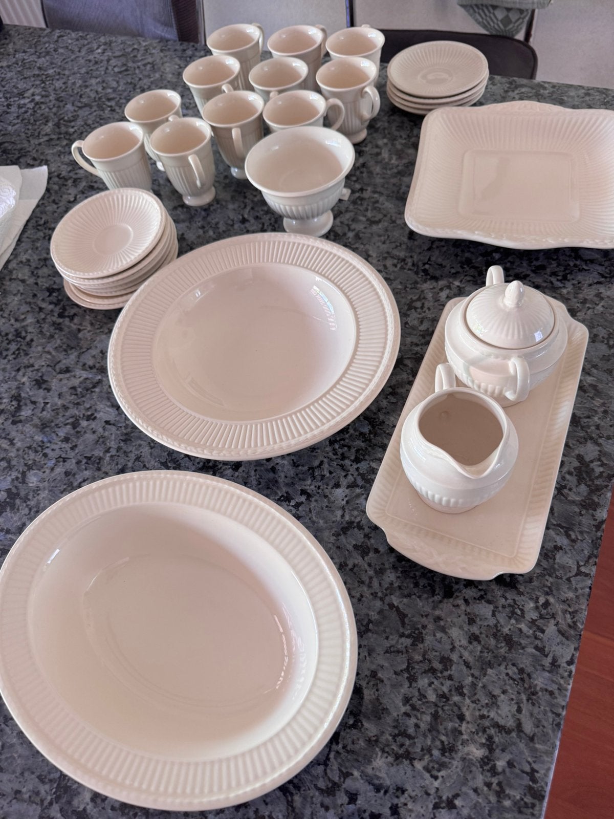 Wedgewood Edme en windsor(3stuks), Antiek en Kunst, Antiek | Servies compleet, Ophalen of Verzenden