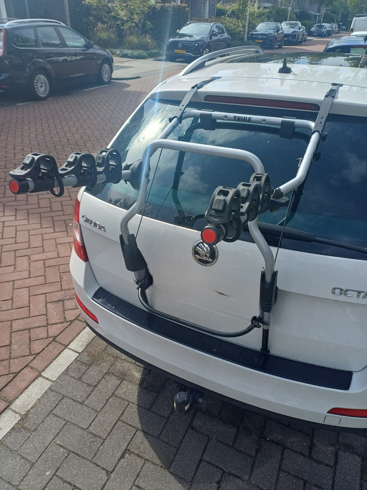 Thule Clip-on 9103 Achterklep Fietsendrager voor 3 fietsen, Ophalen, 3 fietsen of meer, Gebruikt, Achterklepdrager