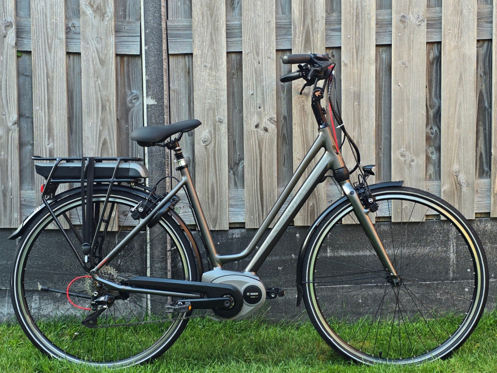 Koga E-Inspire Dames 53cm Bosch E-Bike Elektrischefiets, 53 tot 56 cm, Versnellingen, Zo goed als nieuw, Ophalen
