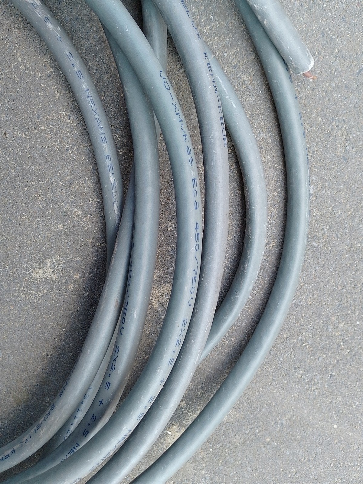 Grondkabel, Doe-het-zelf en Verbouw, Elektra en Kabels, Ophalen of Verzenden, Zo goed als nieuw, Kabel of Snoer