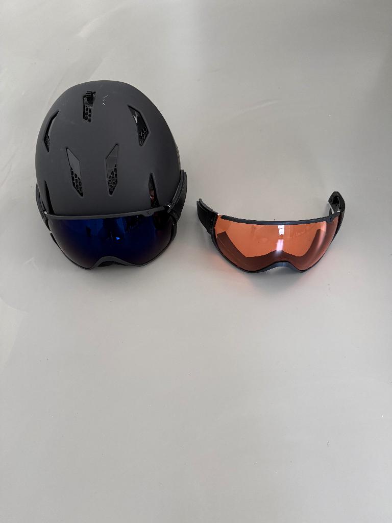Te koop: skihelm Salomon, Sport en Fitness, Skiën en Langlaufen, Ophalen, Gebruikt, Overige typen, Salomon