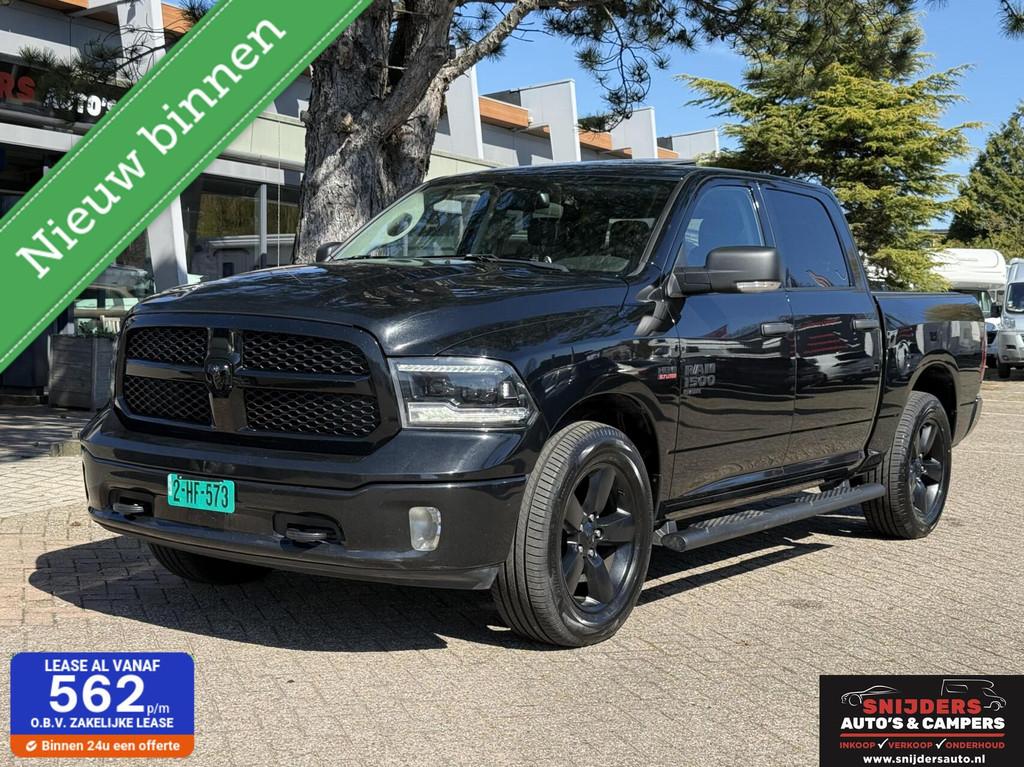 Dodge Ram 1500 4X4 5.7 V8 4x4 Crew Cab 12/2022, Automaat, Gebruikt, 5654 cc, Zwart