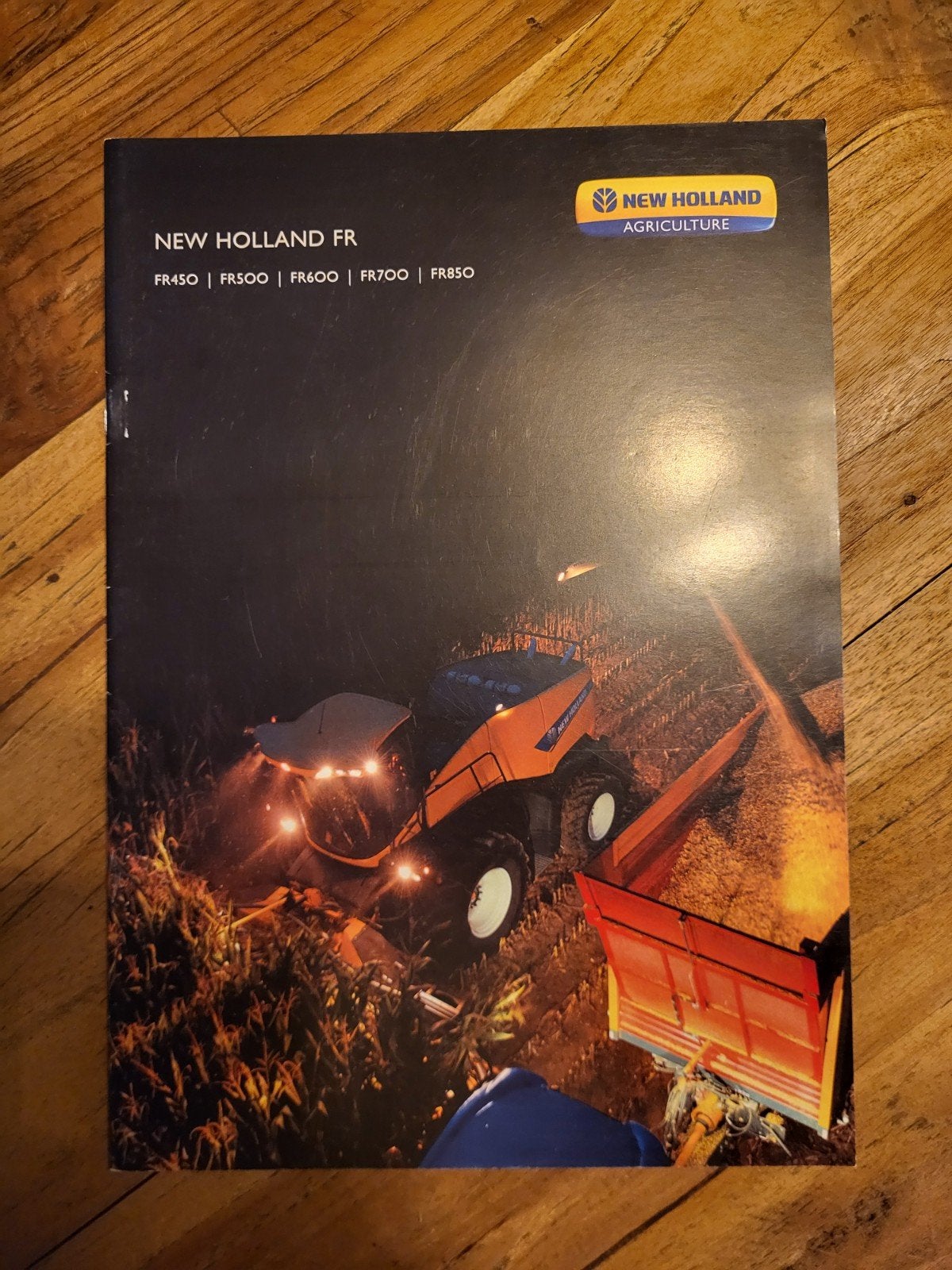 tractor folder New Holland FR maishakselaars, Boeken, Ophalen of Verzenden, Zo goed als nieuw