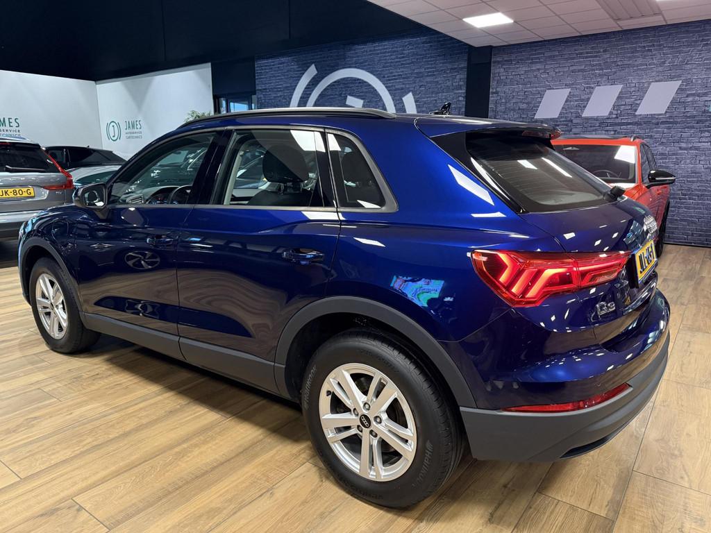 Audi Q3 45 TFSI e edition |PHEV|Carplay|Stoelverwarming|Adap, Stof, Gebruikt, Blauw, Automatische klimaatregeling