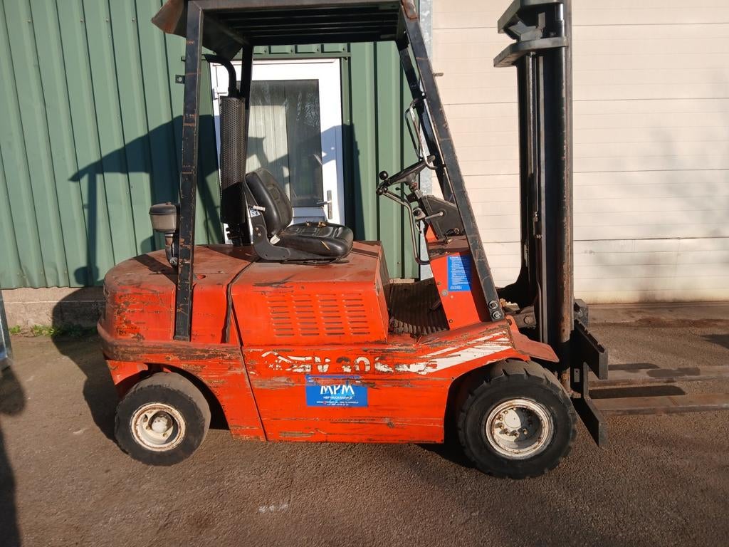 O&K. 3000 kg heftruck. Hydrostatische aandrijving, Zakelijke goederen, Machines en Bouw | Heftrucks en Intern transport, Ophalen of Verzenden