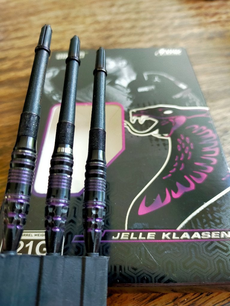 21Gr-90% . One80 Jelle klaasen darts. BIEDEN., Ophalen of Verzenden, Gebruikt, Pijlen