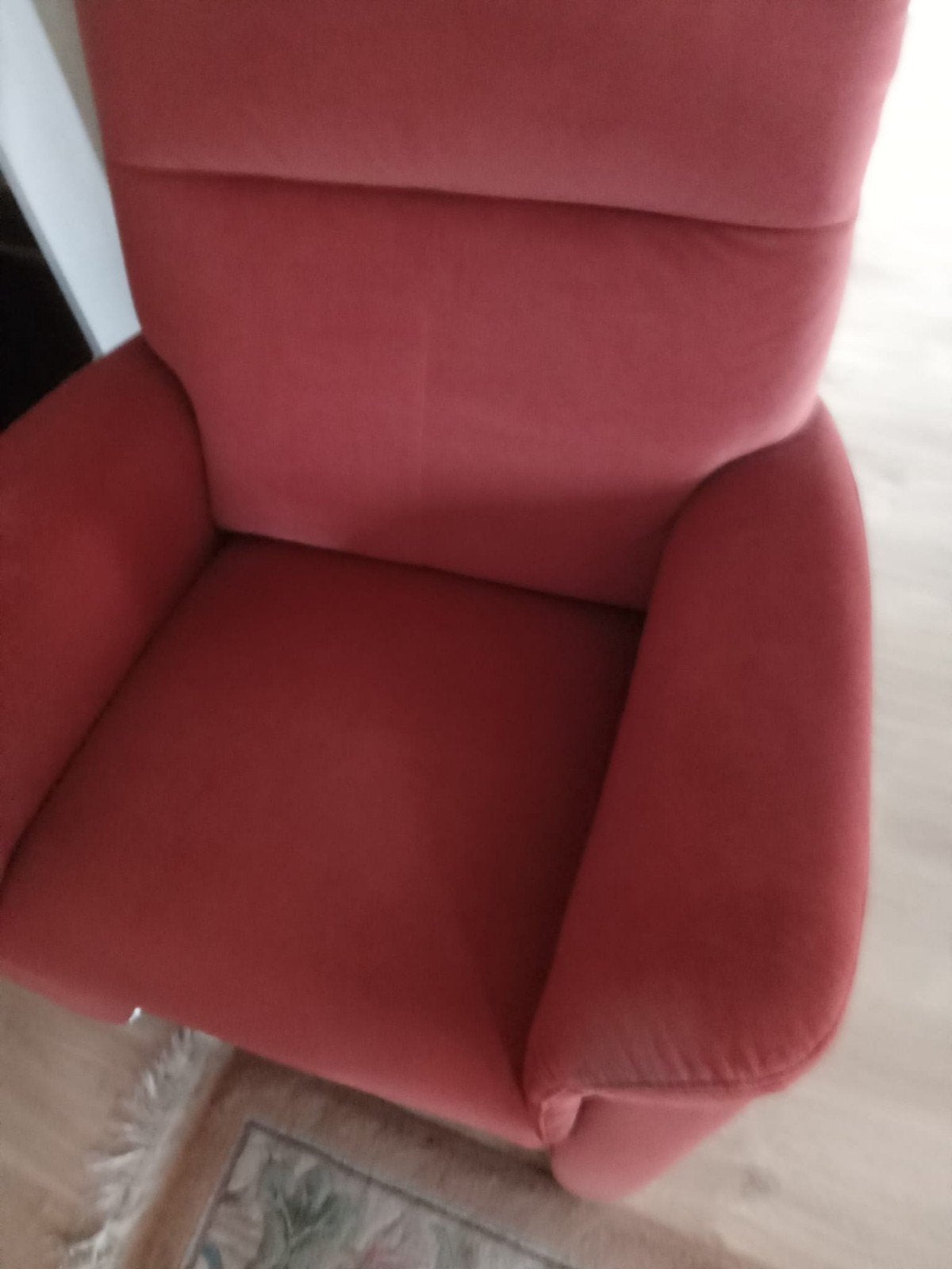 Comfortabele massagestoel - Ontspanning aan huis, Huis en Inrichting, Ophalen, Gebruikt, Modern comfort, 75 tot 100 cm