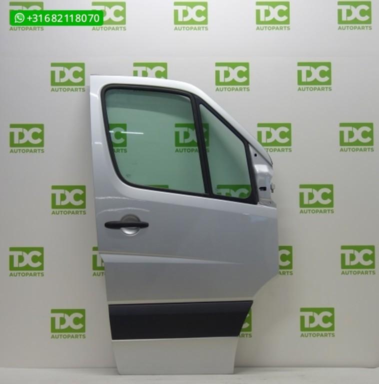 Mercedes Sprinter W906 06-18 Voorportier rechts zilvergrijs, Auto-onderdelen, Gebruikt, Deur, Mercedes-Benz, Ophalen of Verzenden