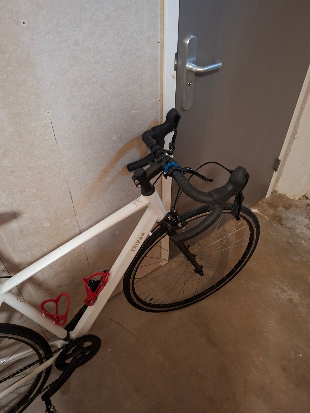 Foto 4 van Triban racefiets wit
