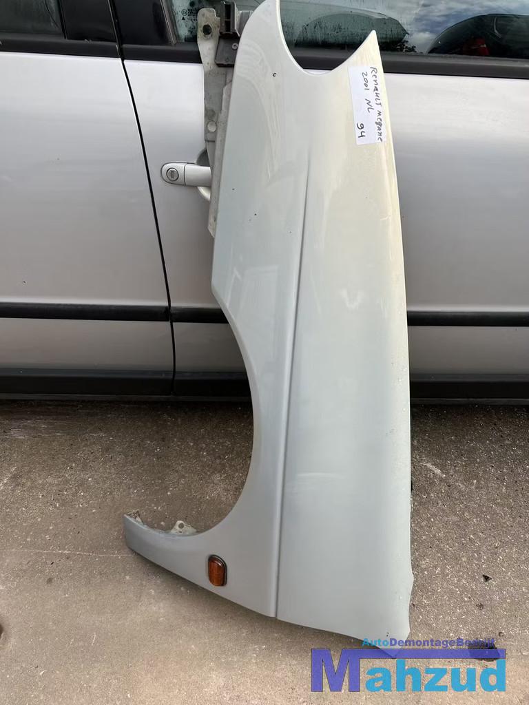 RENAULT MEGANE 1 Station Links voor scherm zijscherm 99-2003, Renault Group, Gebruikt, Contact.group@renault.com, Renault