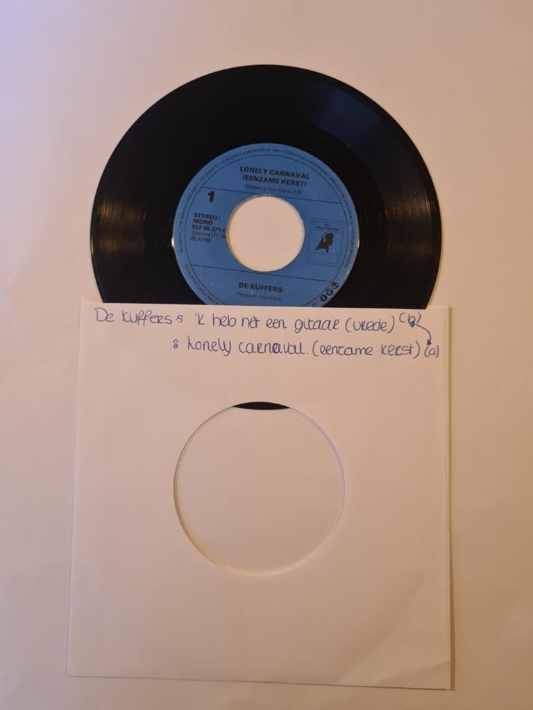 De Kuffers - Lonely carnaval (eenzame kerst), Gebruikt, 7 inch, Single, Ophalen of Verzenden