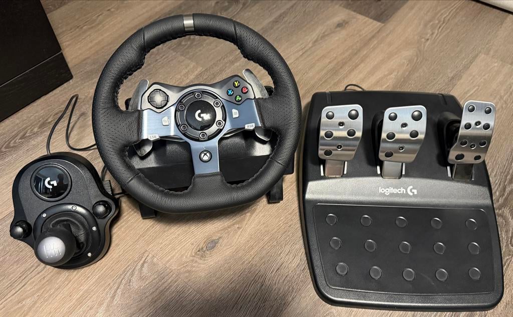 Logitech G920 Driving Force Racing Wheel + Shifter, Ophalen, Zo goed als nieuw