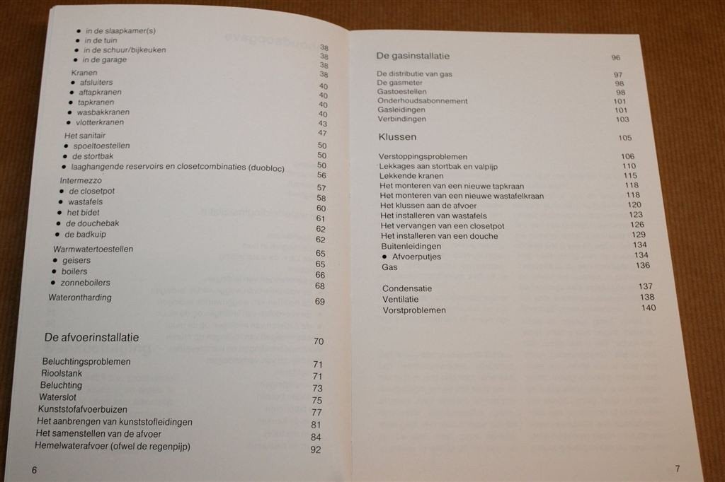 Loodgieten — Doe-het-zelf Handleiding Waterleidingen, Ophalen of Verzenden, Gelezen, Overige onderwerpen