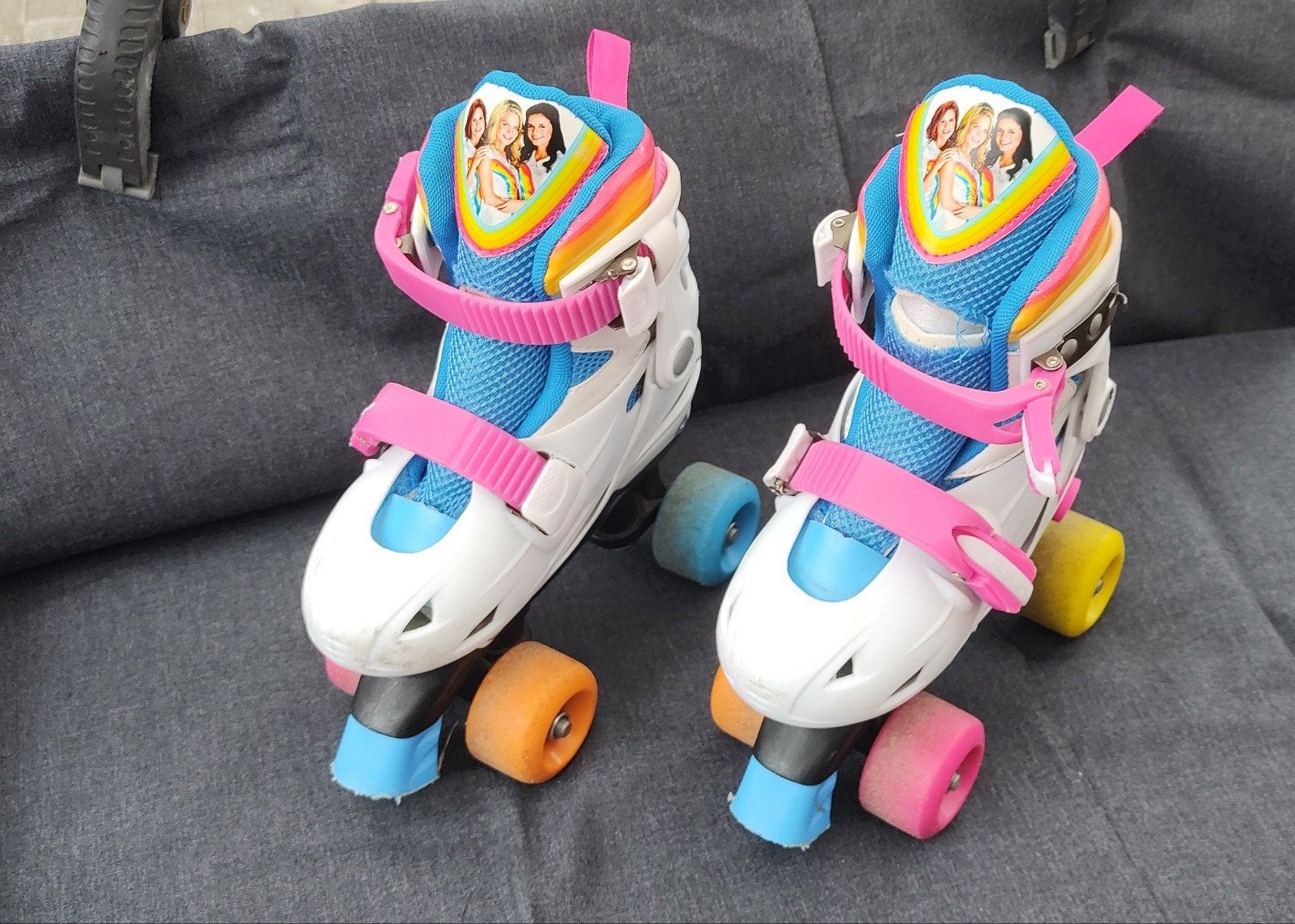 Studio 100 rolschaatsen, verstelbaar maat 31-34, Kinderen en Baby's, Speelgoed | Buiten | Rolschaatsen, Kinderen, Ophalen of Verzenden