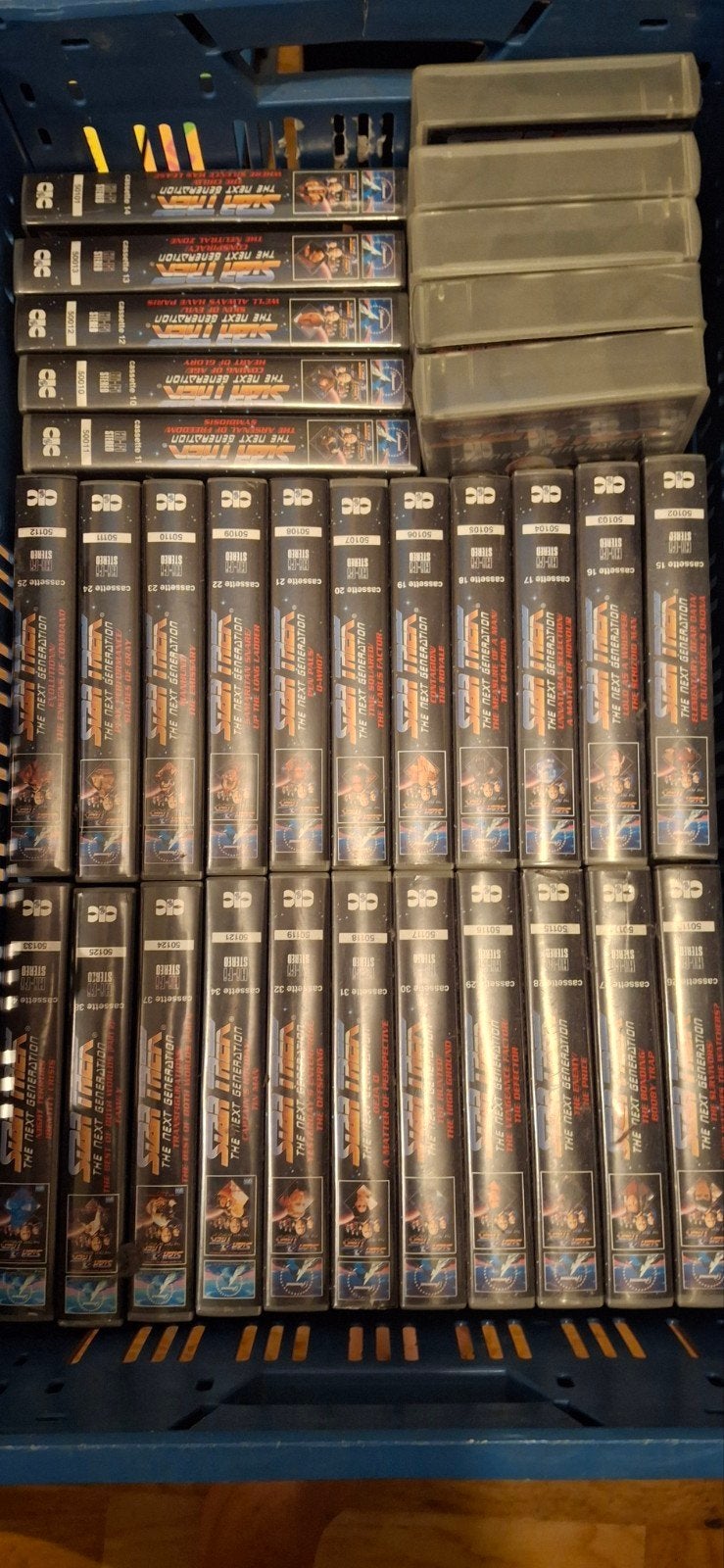 Grote collectie VHS-banden: The X-Files & Star Trek, Science Fiction en Fantasy, Vanaf 12 jaar, VHS, Ophalen