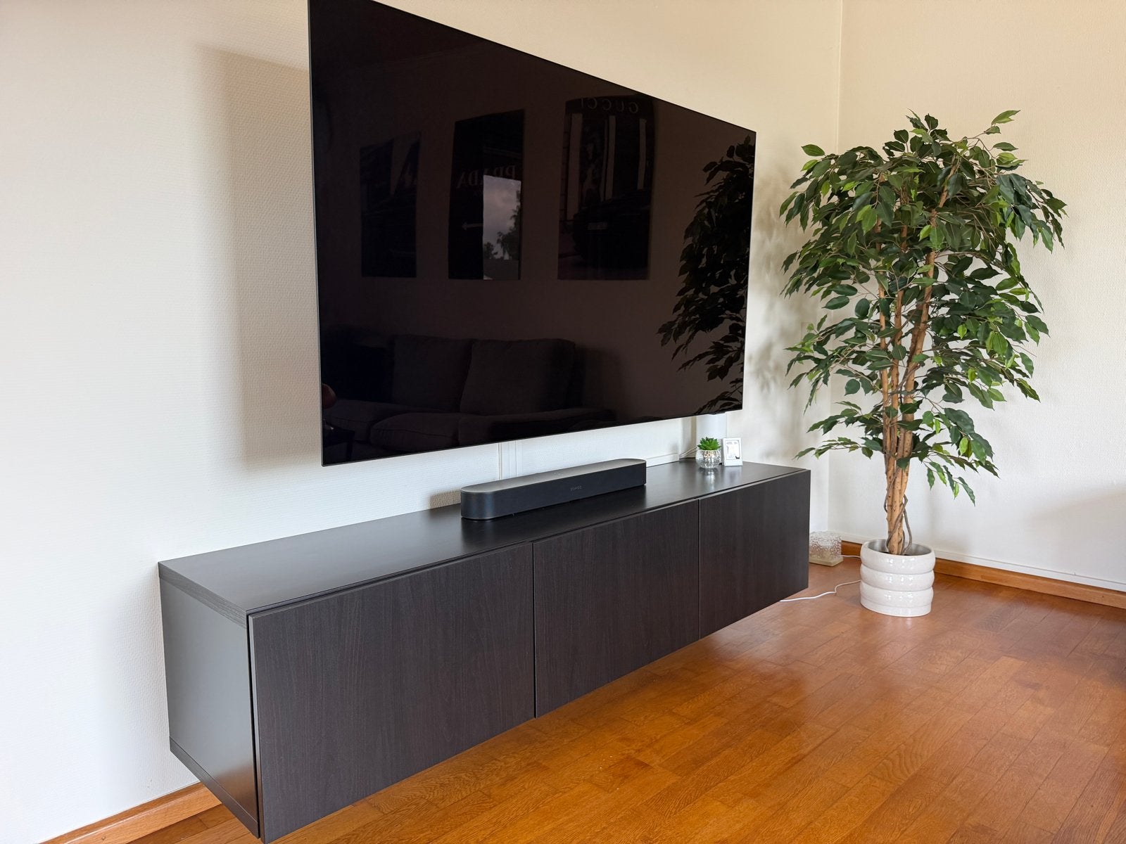 IKEA Besta zwevend tv-meubel - Donkergrijs, Ophalen, Overige materialen, 150 tot 200 cm, Zo goed als nieuw