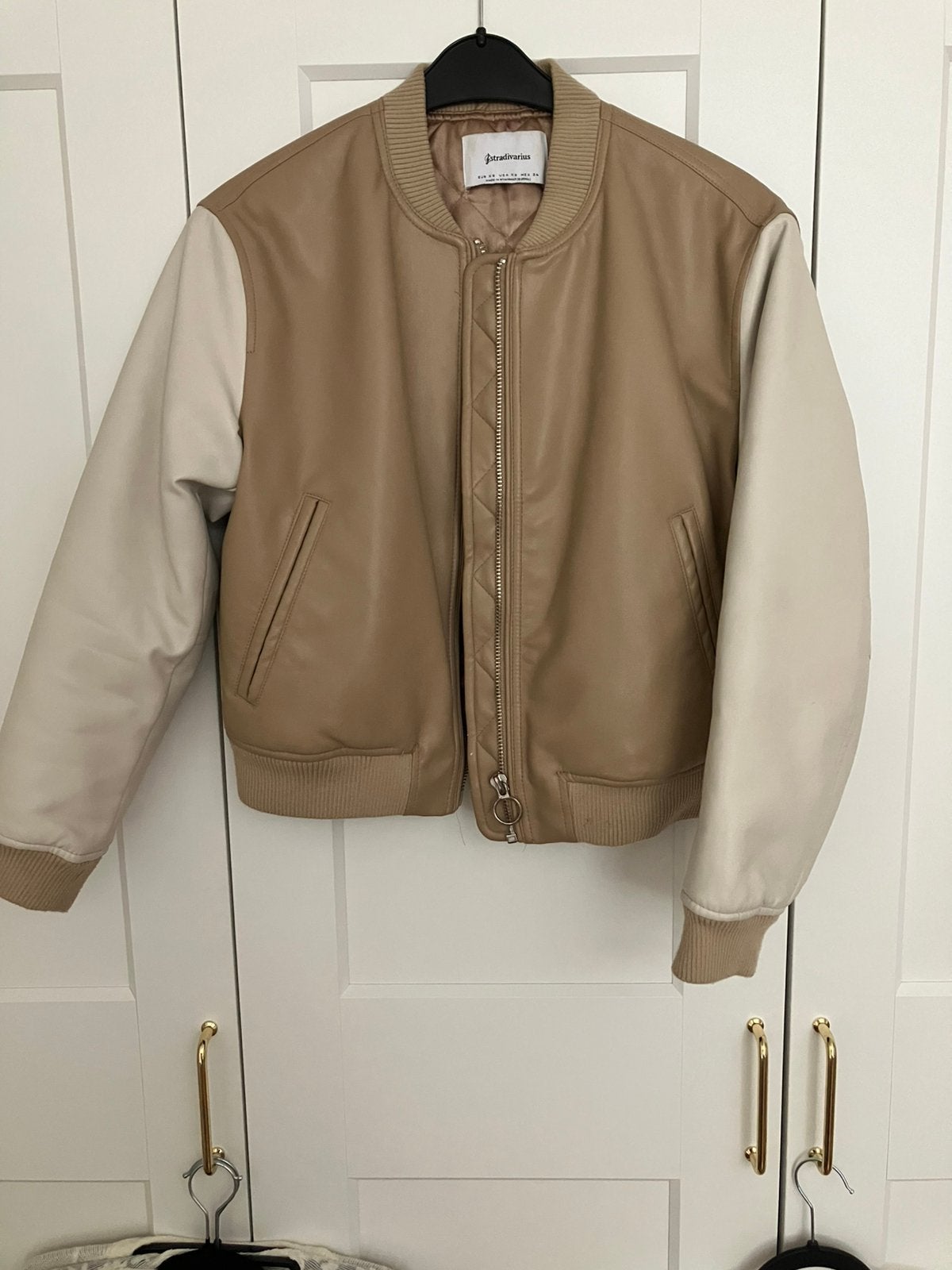 Stradivarius bomber baseball jas mt XS, Ophalen of Verzenden, Zo goed als nieuw, Maat 34 (XS) of kleiner