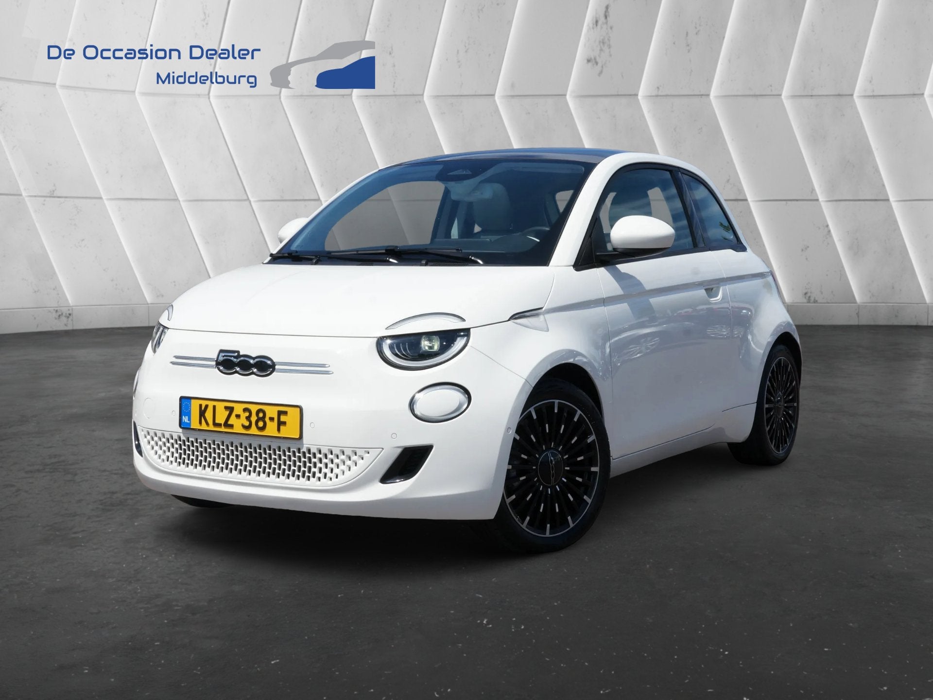 Fiat 500E 3+1 Icon 42 kWh 94,3 SOH rijklaar incl garantie