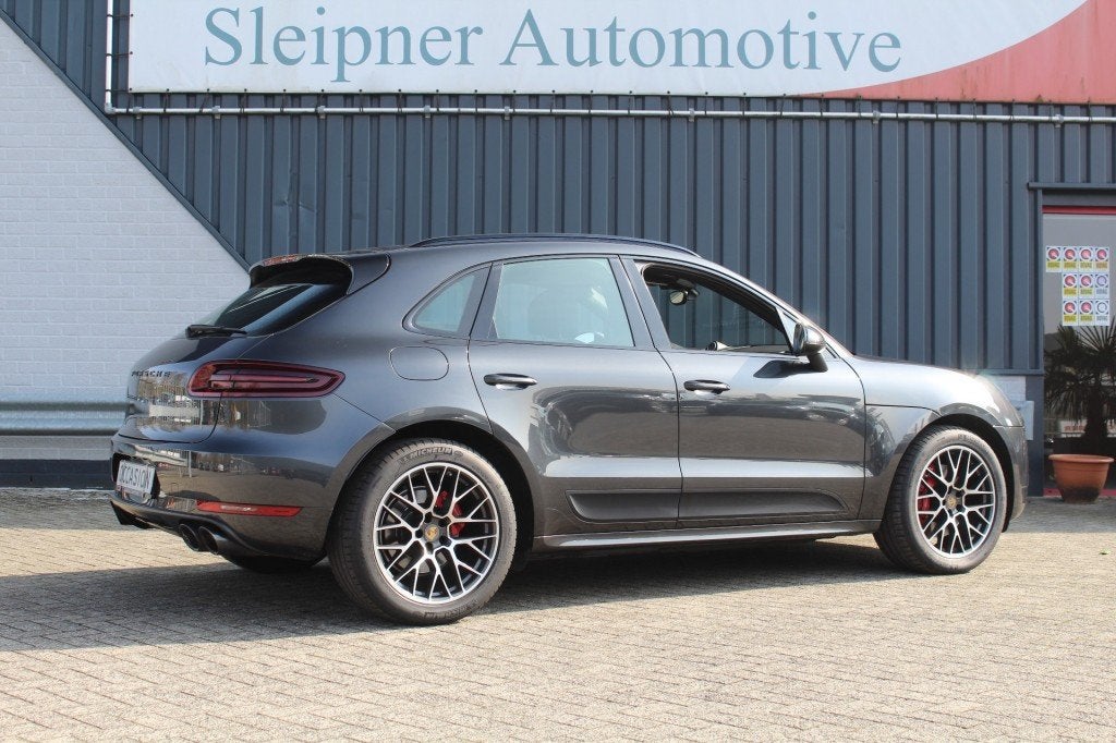 Foto 74 van Porsche MACAN 3.0 GTS Sport Chrono /Leer/ Sportuitlaat/ Trek