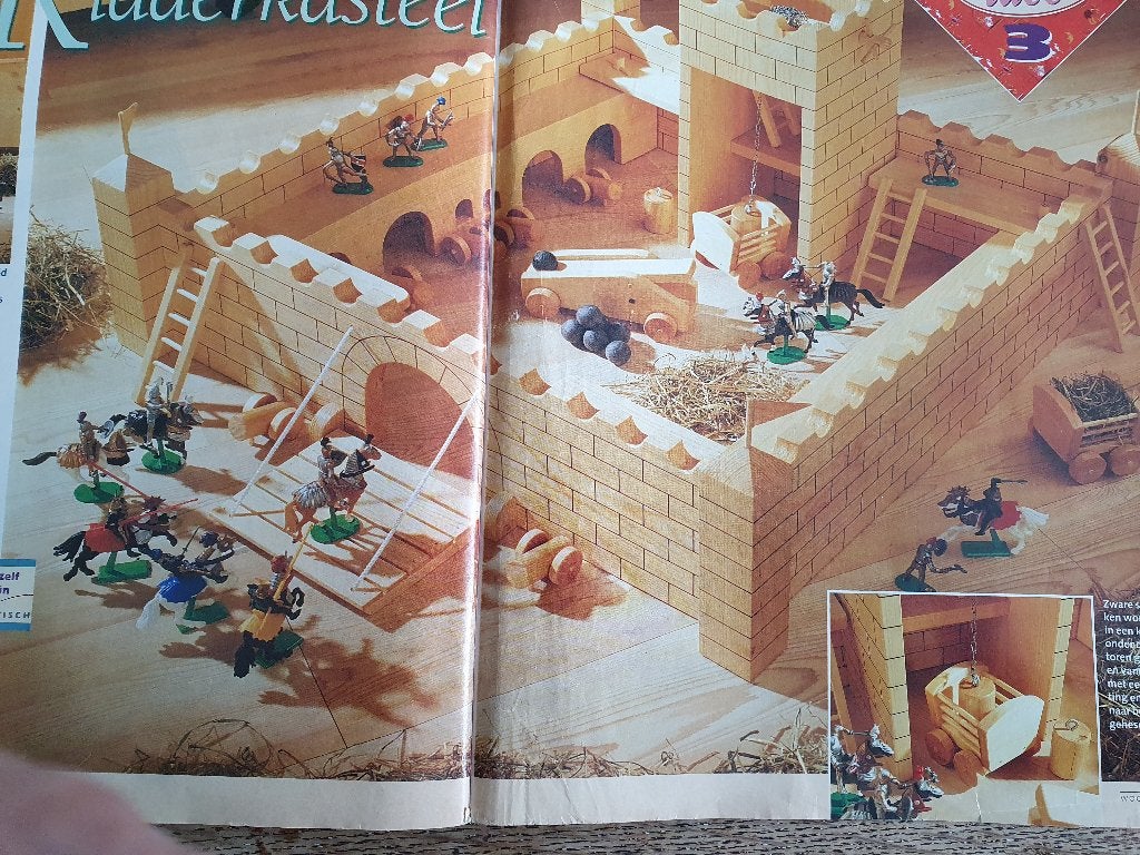 DHZ Kasteel, Hobby en Vrije tijd, Gebouwen, Zo goed als nieuw, Knutselwerk, Overige merken