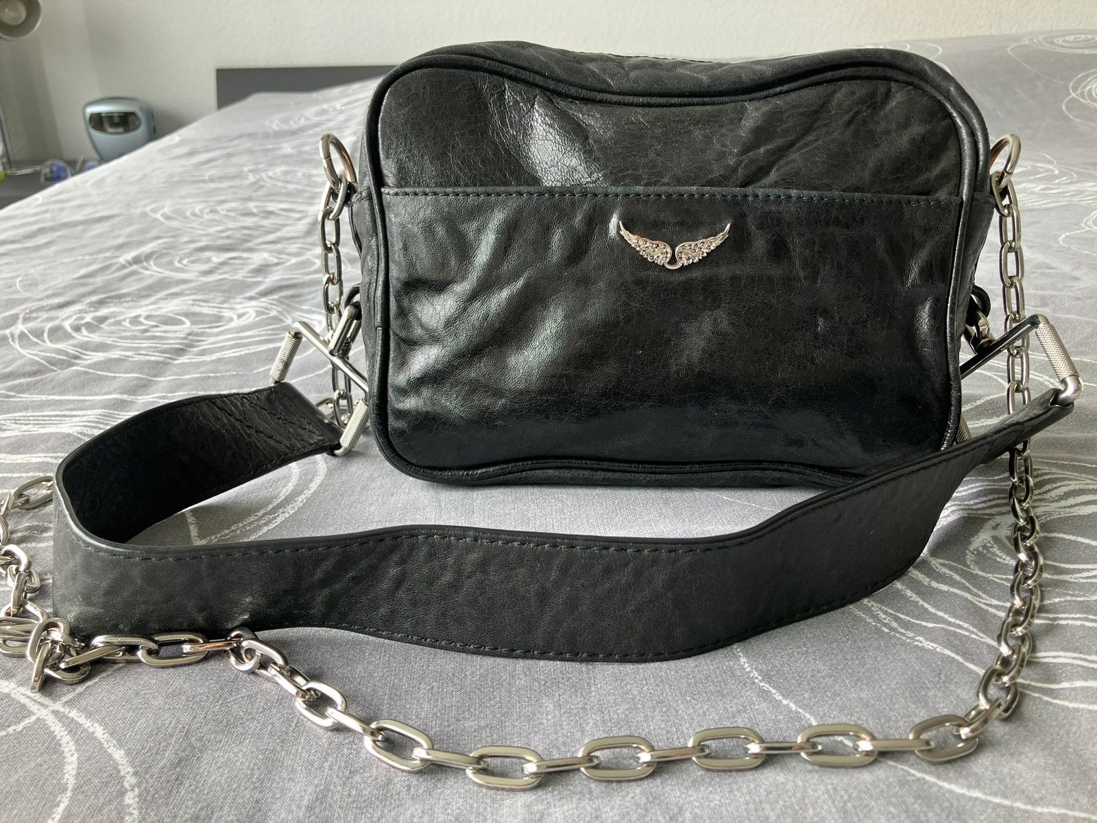 Z&V Black Leather Box Bag with Chain and Wide Leather Handle, Sieraden, Tassen en Uiterlijk, Tassen | Schoudertassen, Verzenden