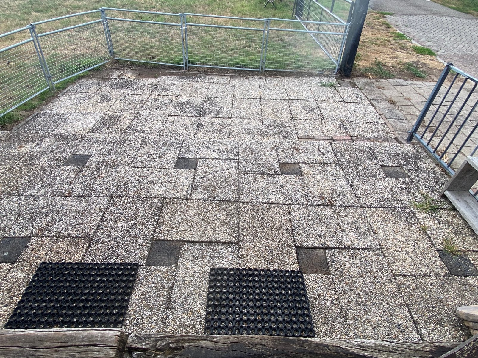 Gewassen Grindtegels Grinttegels, Tuin en Terras, Ophalen, Gebruikt, 10 m² of meer, Beton