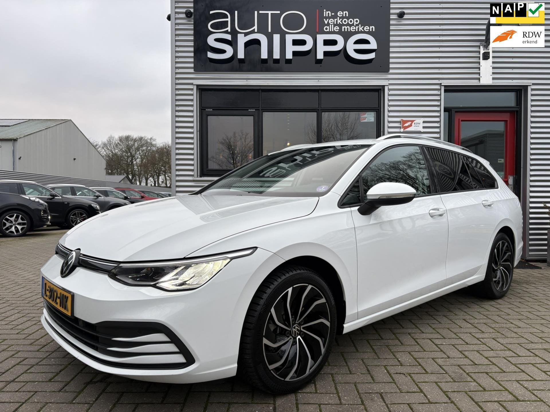 Volkswagen Golf Variant 1.0 eTSI Life -AUTOMAAT-MASSAGE STOE, Auto's, Stof, Gebruikt, Origineel Nederlands, 3 cilinders