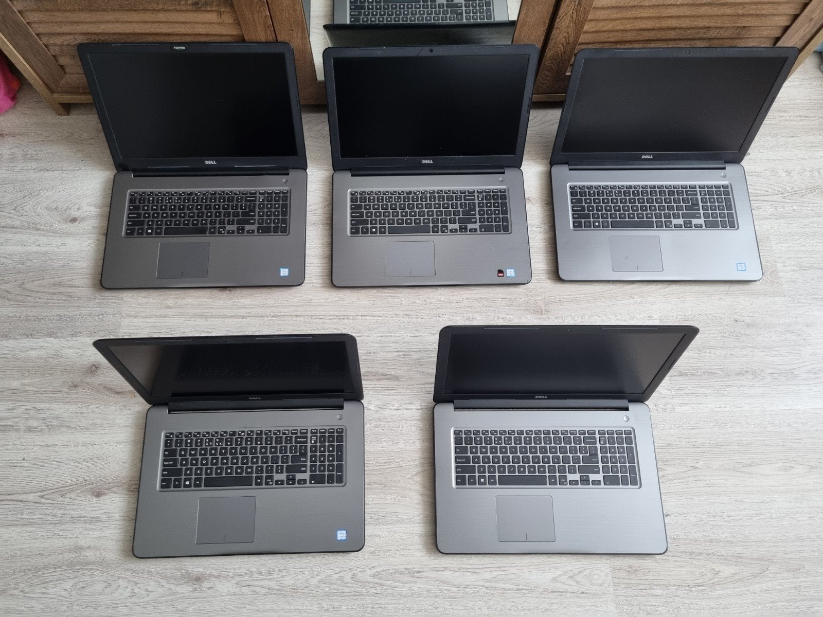 9 x 17,3" inch Laptop , partij, Computers en Software, Ophalen of Verzenden
