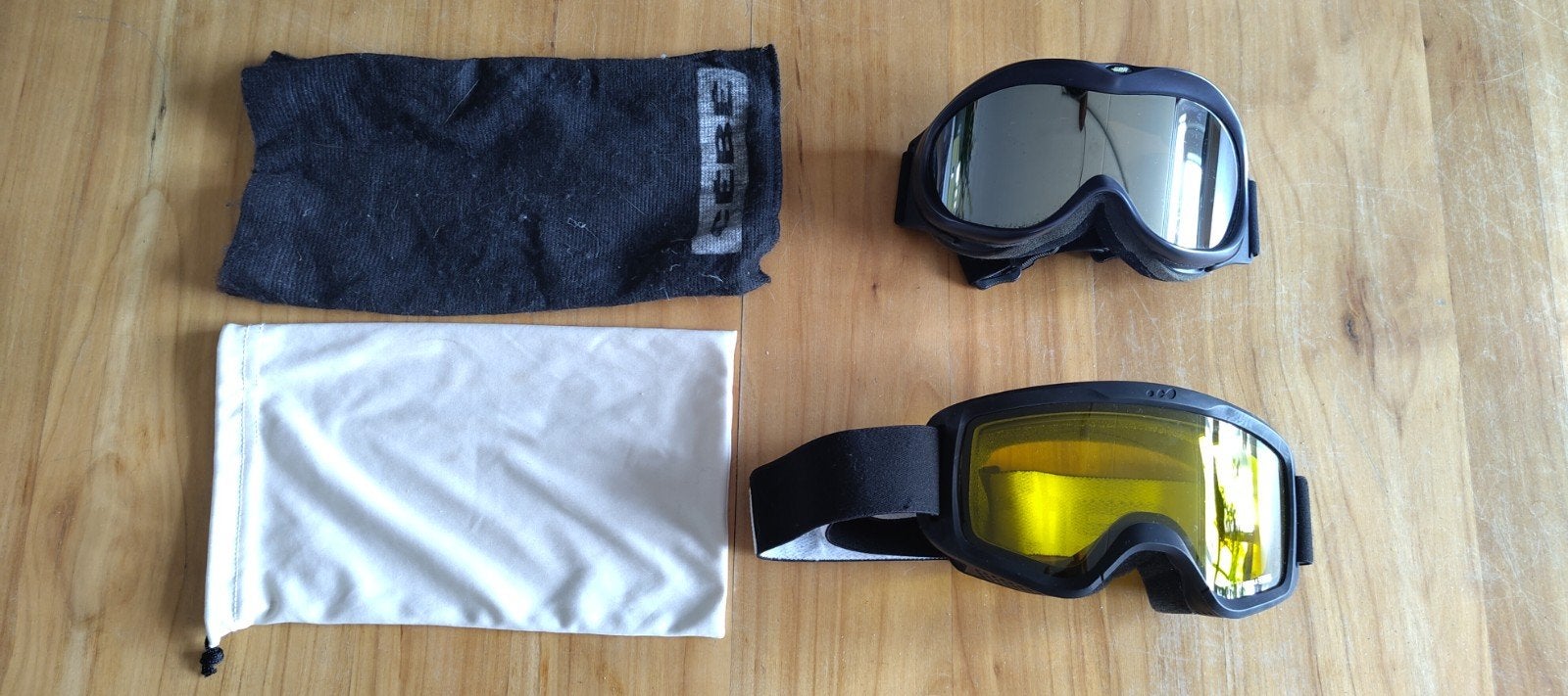 2x Ski- en snowboardbrillen hoesjes wed'ze gpr eyewear cebe, Overige typen, Maat 46/48 (XL) of groter, GPR Eyewear, Wed'ze, Ophalen of Verzenden