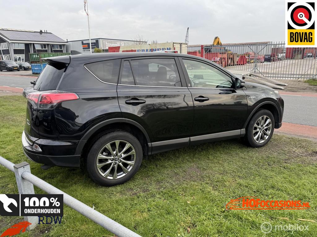 Toyota RAV4 2.5 Hybrid Dynamic NAVI / CAMERA / dealer onderh, Stof, Gebruikt, Zwart, Met garantie (alle)