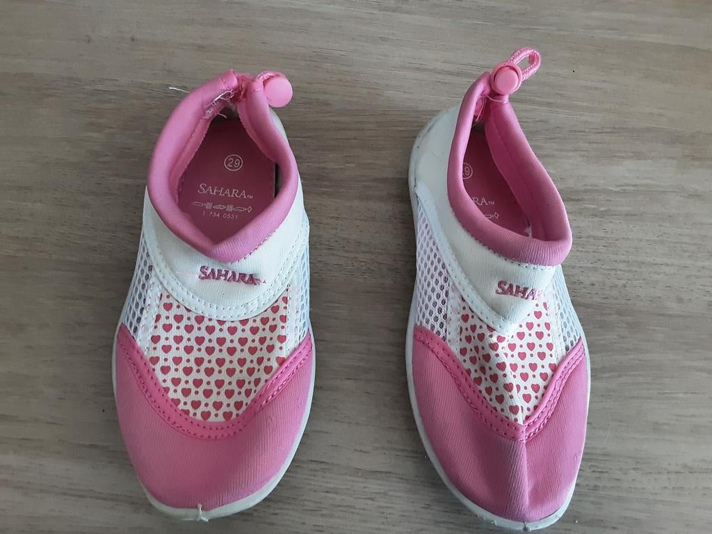 Kinder waterschoenen Sahara maat 29 - Roze met hartjes, Sahara, Gebruikt, Meisje, Schoenen