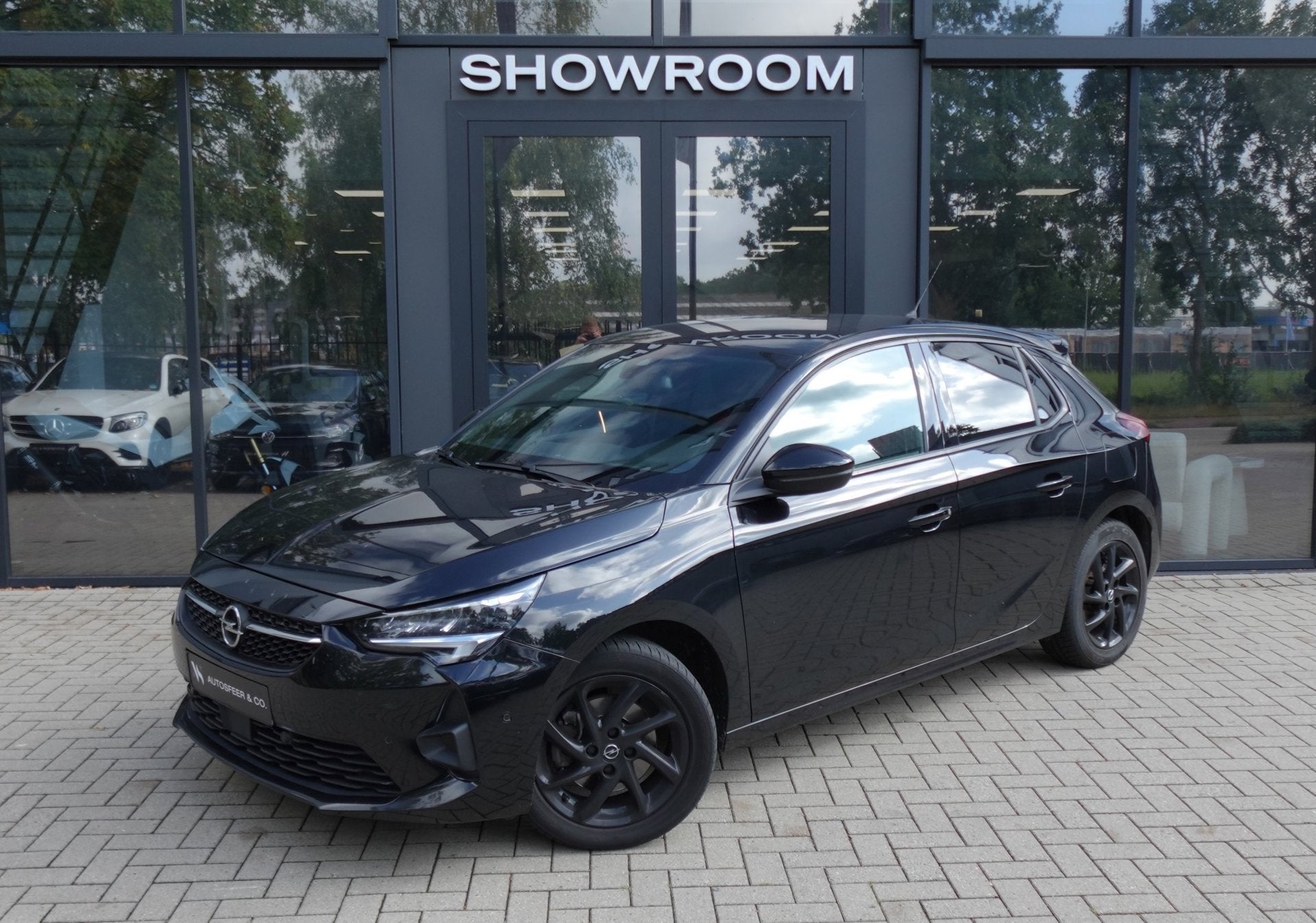 Opel CORSA 1.2 GS Line NAVI CAM LED VOL, Stof, Gebruikt, 1133 kg, Zwart